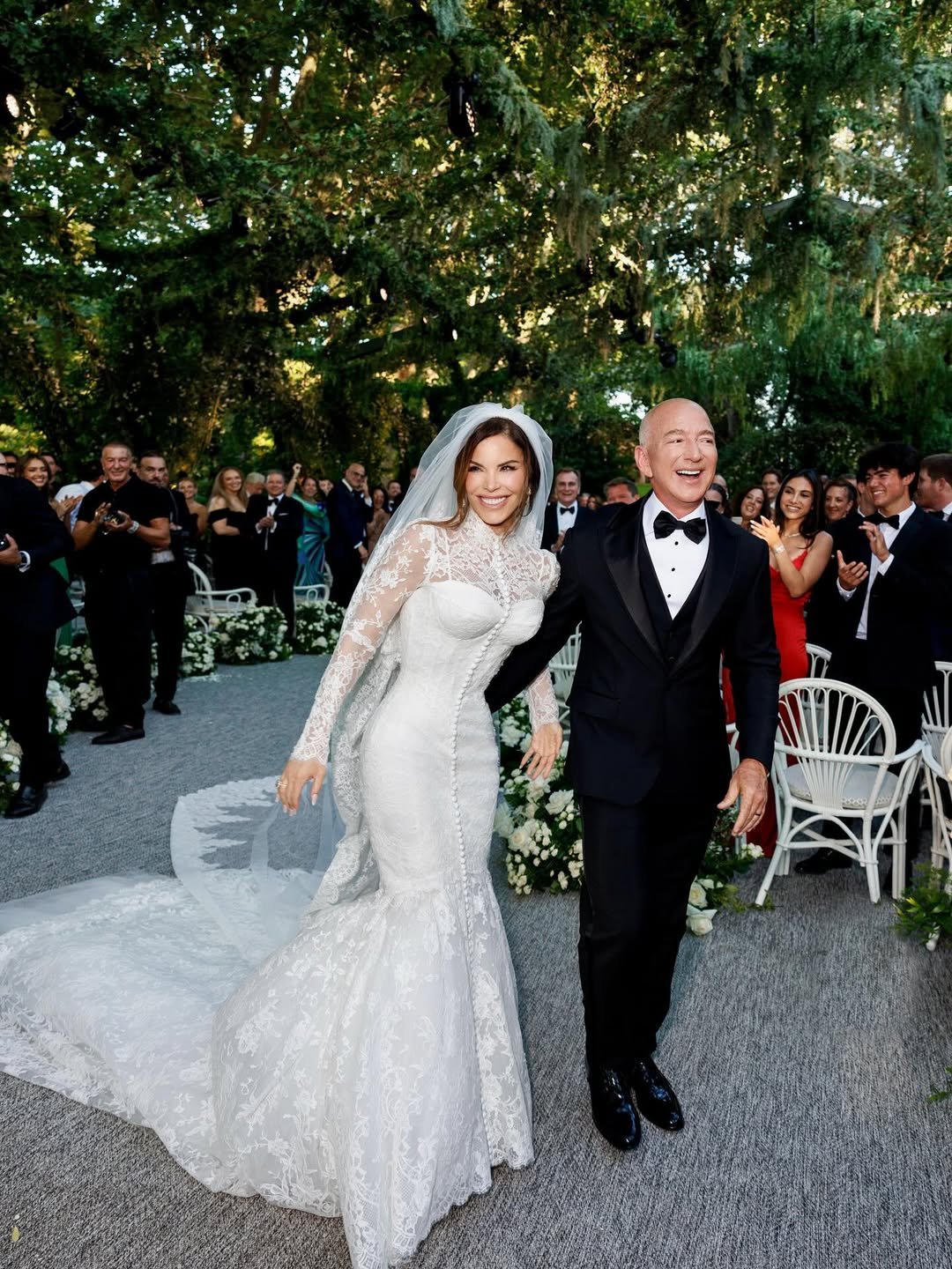 Lauren Sánchez wears long-sleeved corset wedding gown to marry Jeff Bezos in Italy: See first photo of the dress
