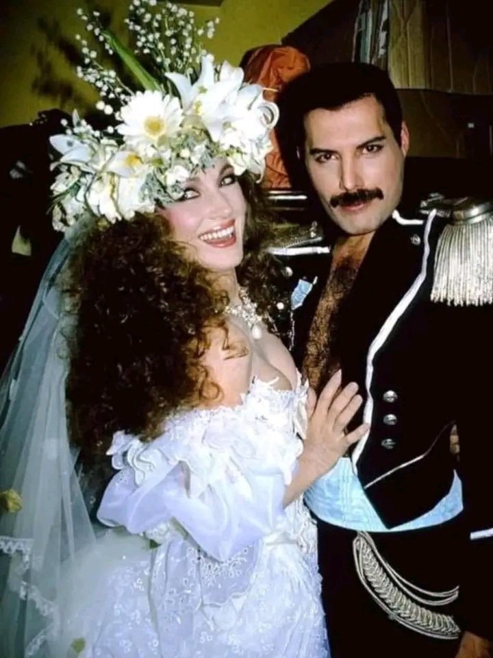 When Freddie Mercury ‘Married’ Jane Seymour in Daisies and Drama: A Glamorous, Theatrical Wedding for a Cause at Fashion Aid 1985