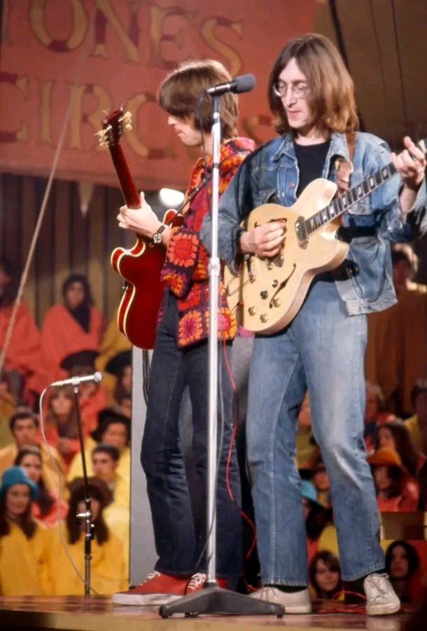 When Lennon Met Clapton: The Dirty Mac’s Legendary Performance at The Rolling Stones Rock and Roll Circus – A Raw, Psychedelic Snapshot of 1968’s Counterculture Soundbreaking Moment