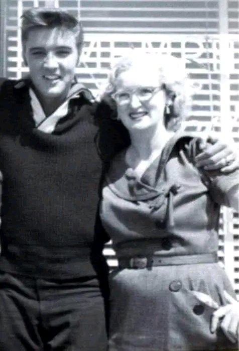 A Sandwich, a Smile, and the Start of a Legend: How Elvis Presley’s July 27, 1954 Lunch with Marion Keisker and Edwin Howard Helped Launch Rock ’n’ Roll’s Greatest Star
