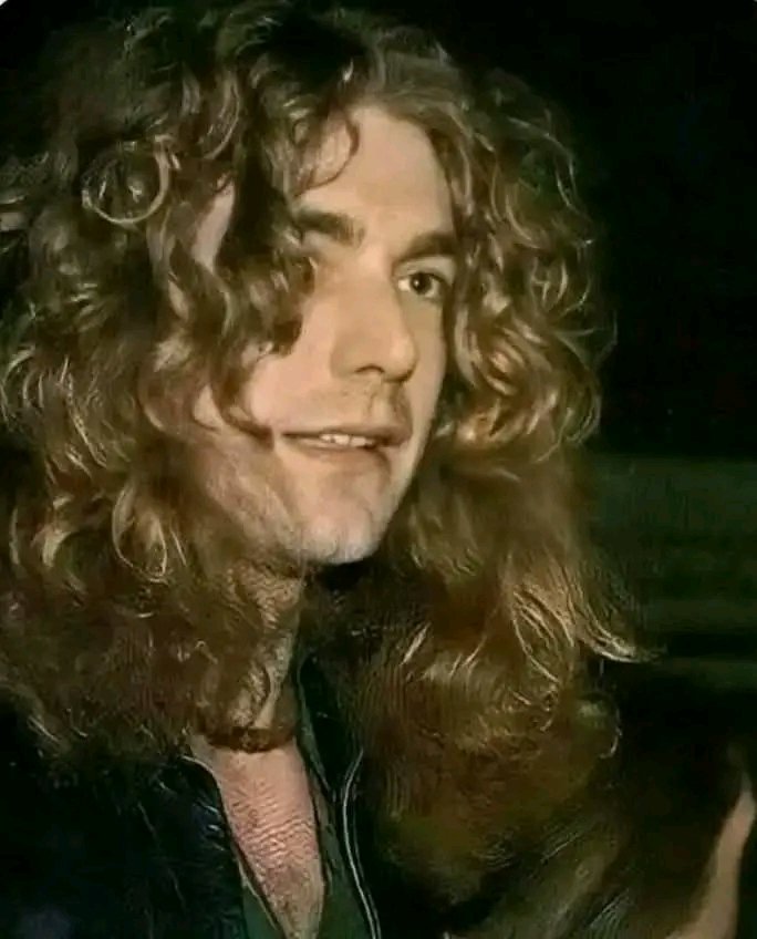 The one Led Zeppelin song Robert Plant has performed the most times solo